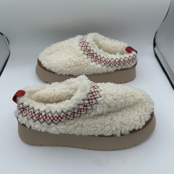 Shoes - Chill Mood Cream Sherpa Braid Platform Slipper Women's 8 (39)